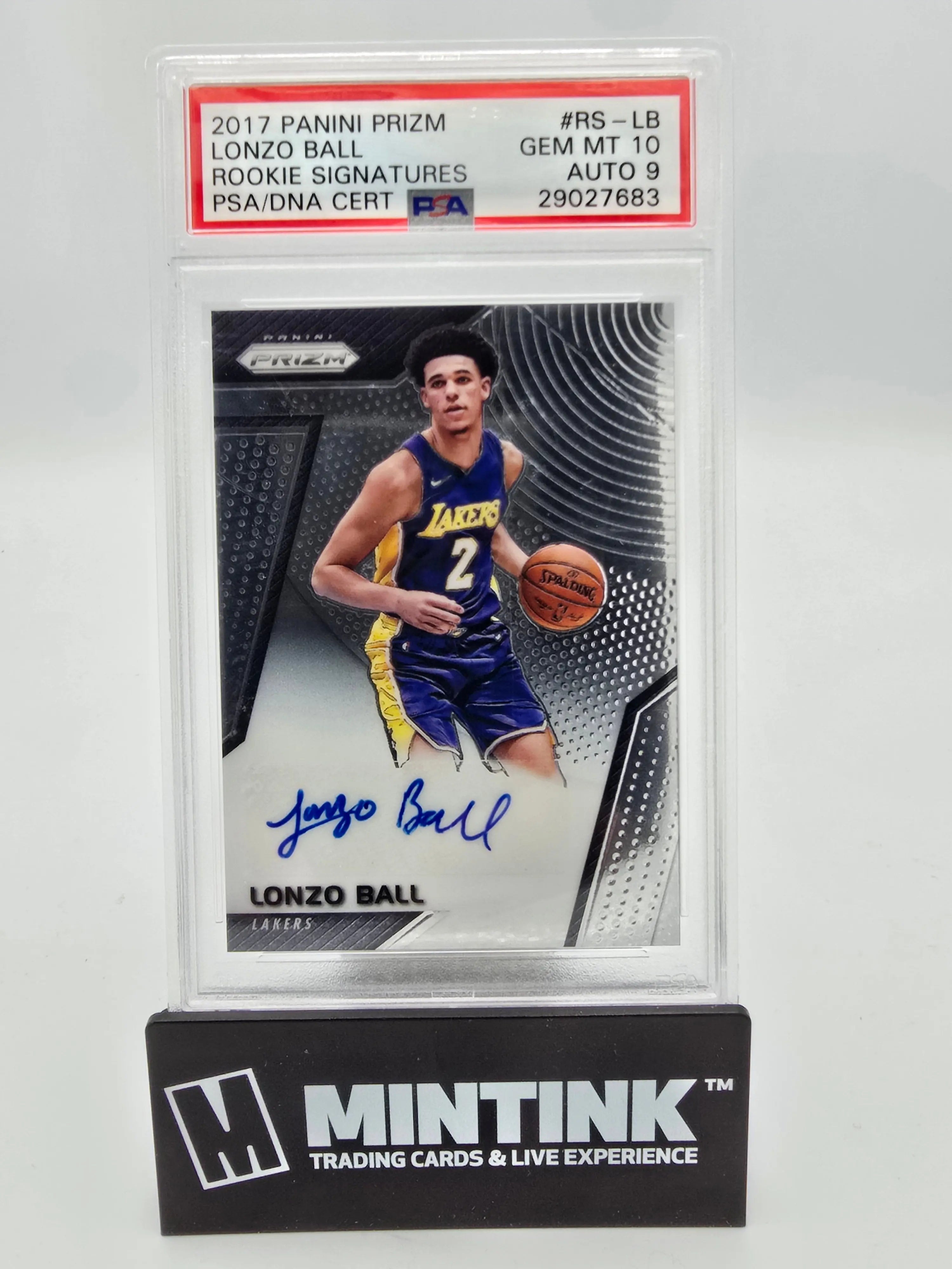 2017 Panini Prizm Basketball Rookie Signatures Auto Lonzo Ball PSA 10 