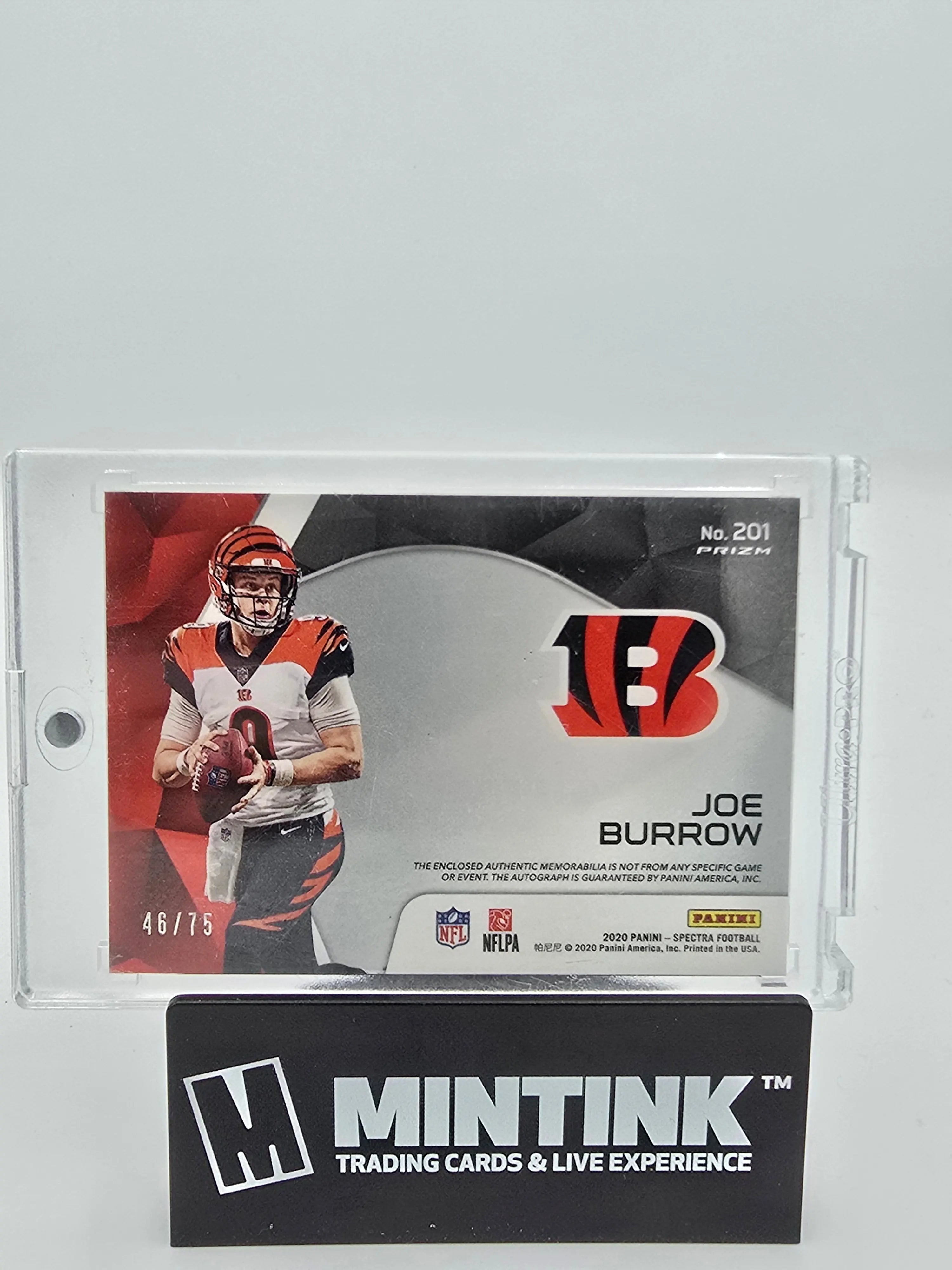 2020 Panini Spectra Football Joe Burrow RC Rookie Patch Autograph /75 