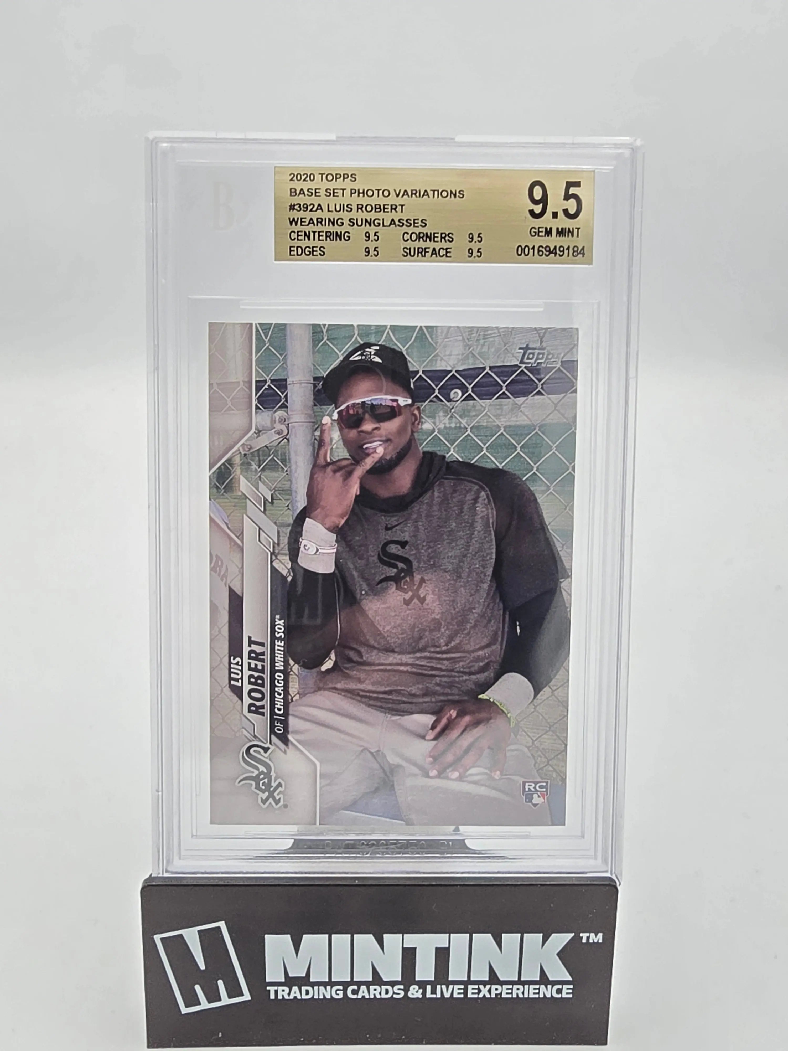 2020 Topps Baseball Luis Robert RC Rookie Photo Variation BGS 9.5 