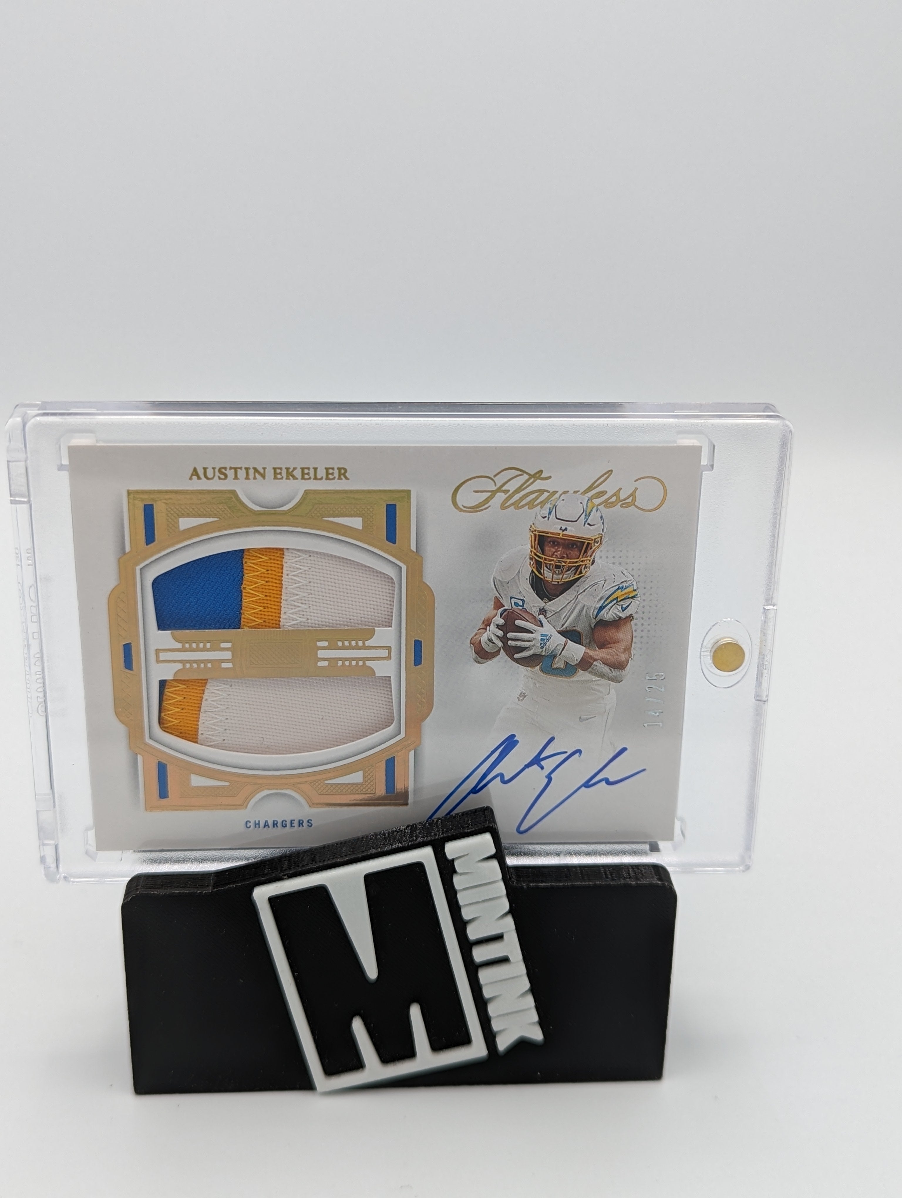 2022 Panini Flawless Gold Austin Ekeler Dual Patch Autograph 14/25 #DPA-AE 