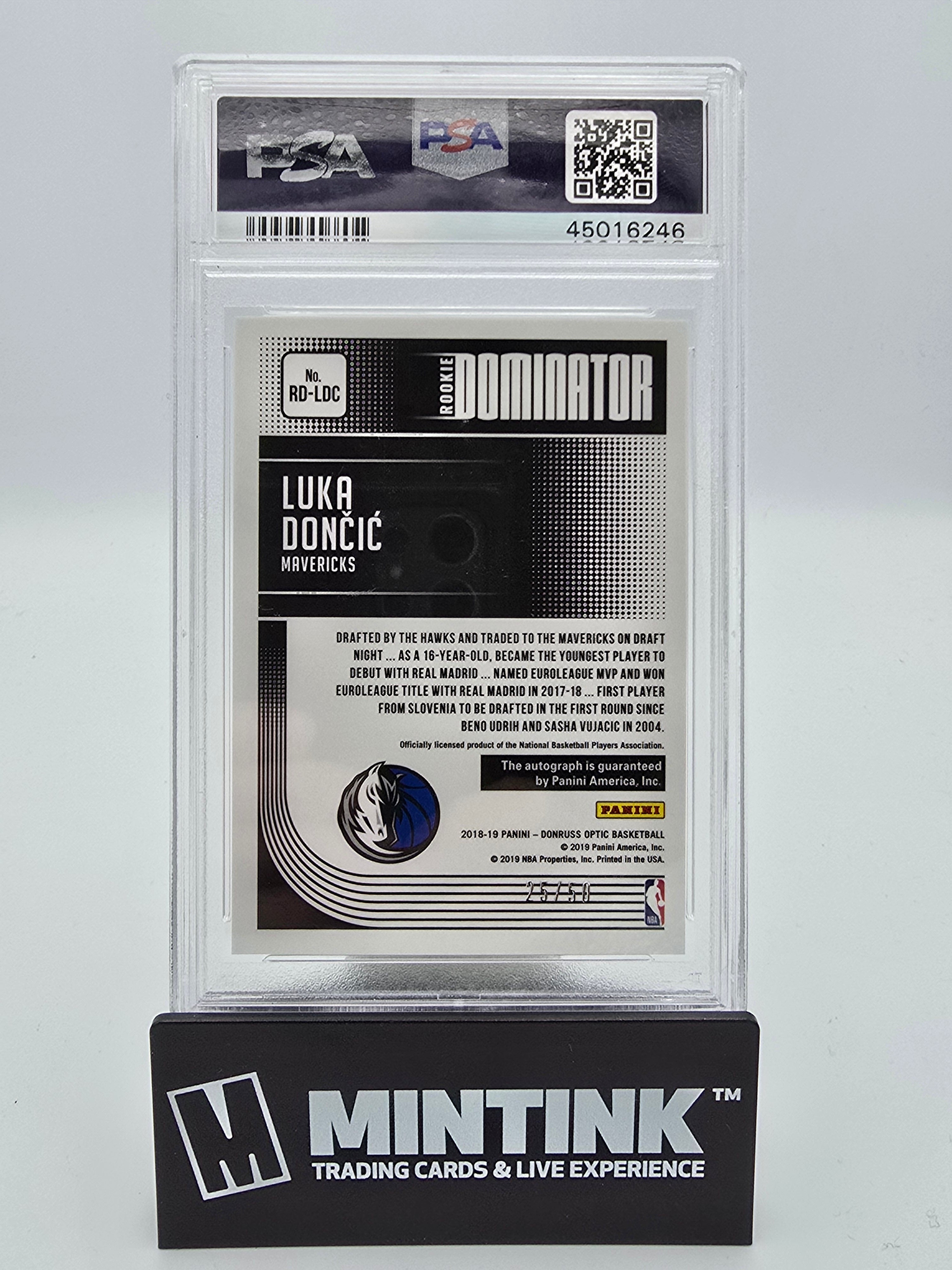 2018 Panini Donruss Optic Rookie Dominator Signatures Luka Doncic PSA 9 25/50 